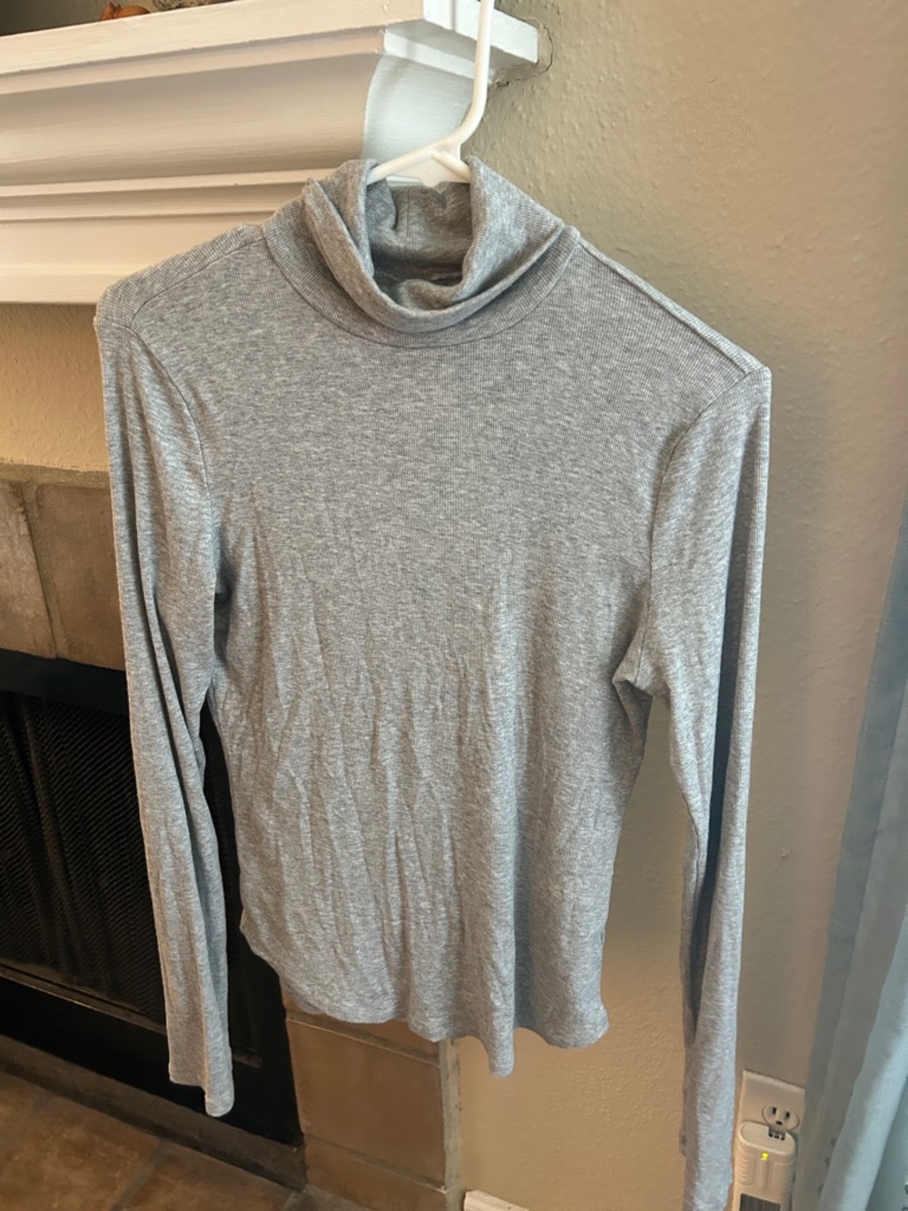 Aritzia Sunday Best Turtleneck Gray